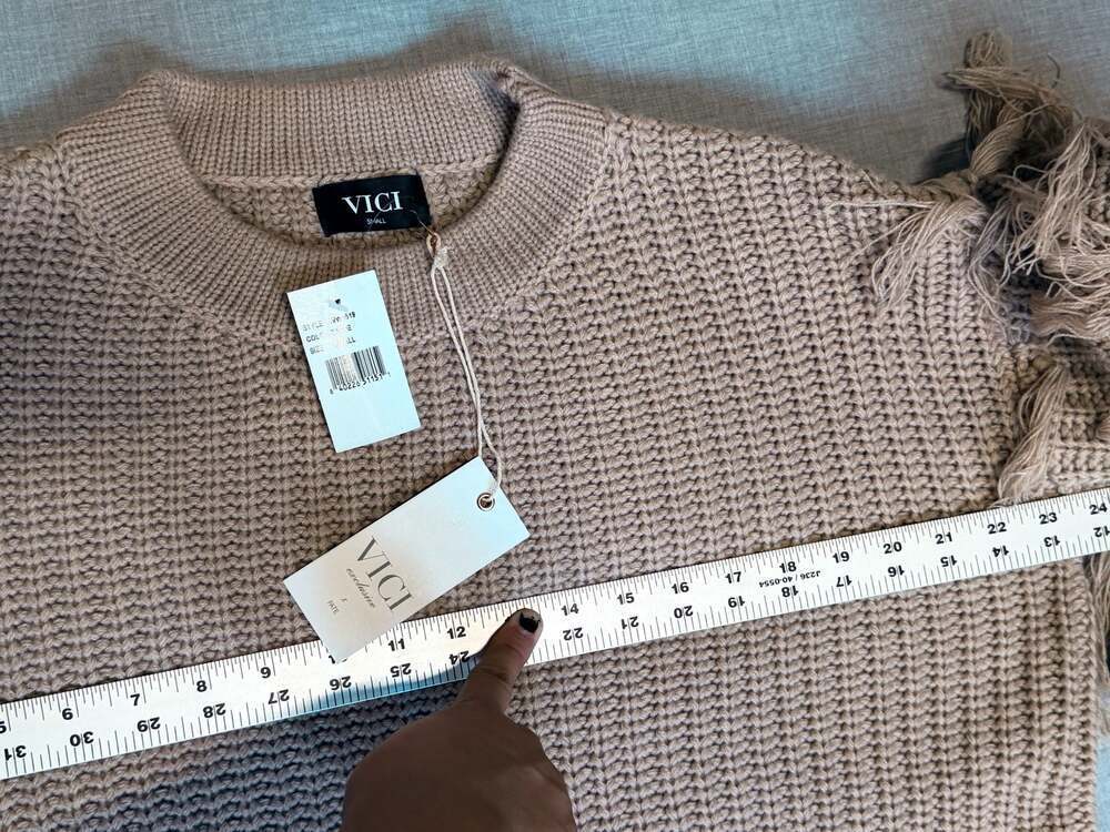 VICI Taupe Fringe Sleeve Chunky Knit Sweater NWT - Picture 6 of 6